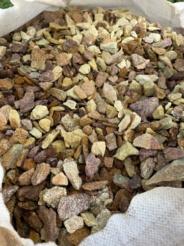 Златолит персиковый декоративная каменная крошка купить в Краснодаре