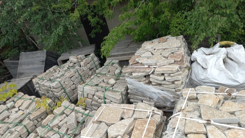 Гранитный плитняк галтованный для парковки купить в Краснодаре