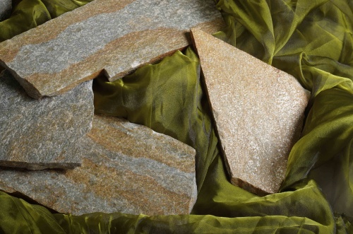 Плитняк златолит Уральский  для фасада купить в Краснодаре